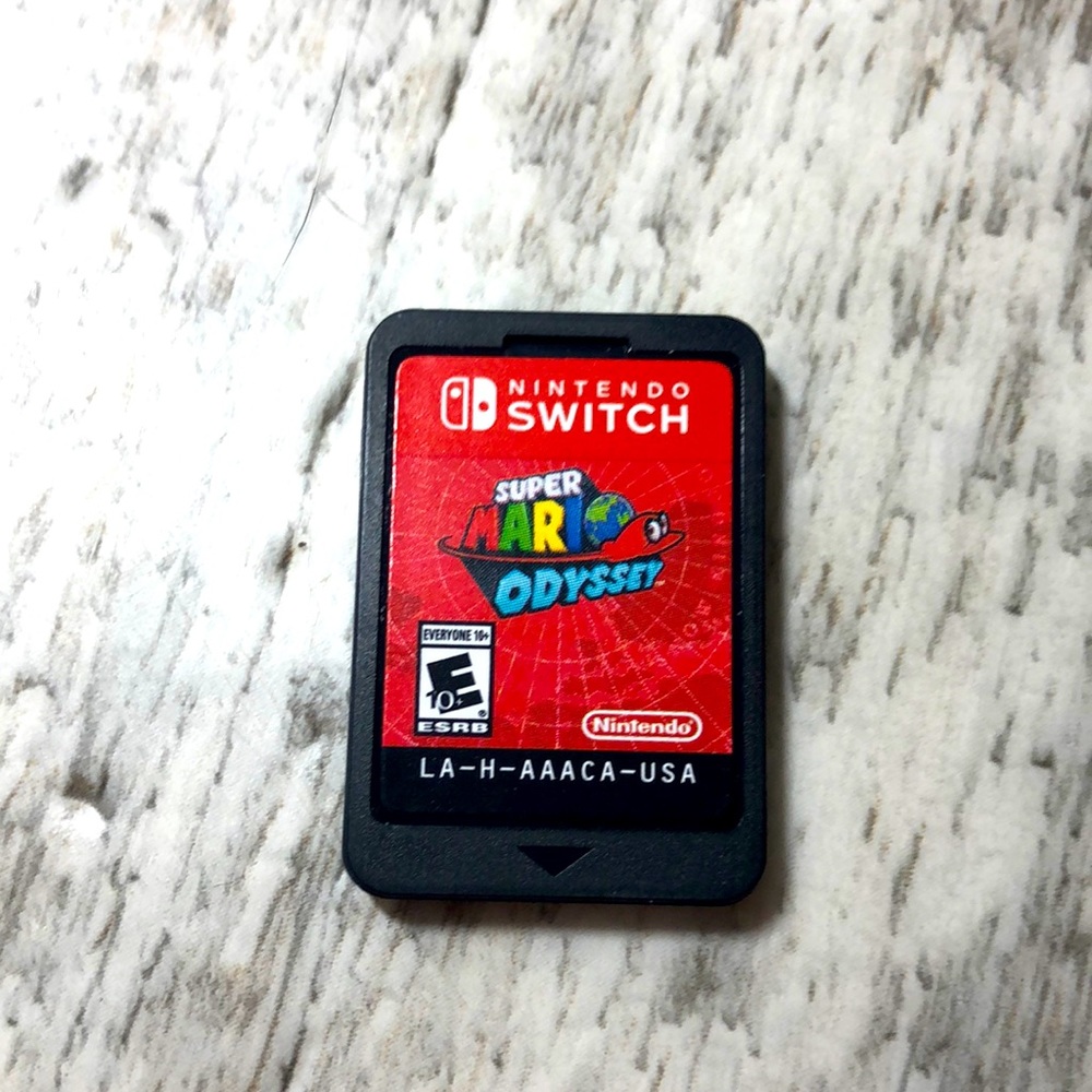 Nintendo switch SUPER MARIO ODYSSEY GAME